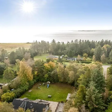 Eisa - 300m To The Fjord By Interhome Holiday home