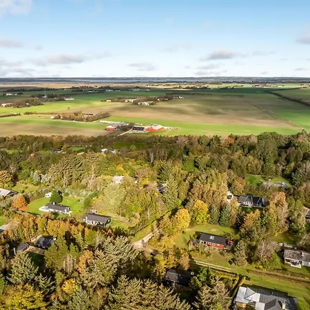 Eisa - 300m To The Fjord By Interhome *