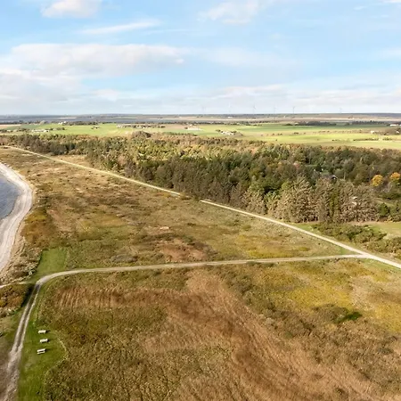 Holiday home Eisa - 300m To The Fjord By Interhome