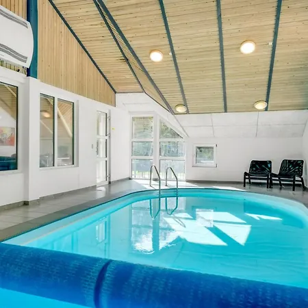 Holiday home Eisa - 300m To The Fjord By Interhome